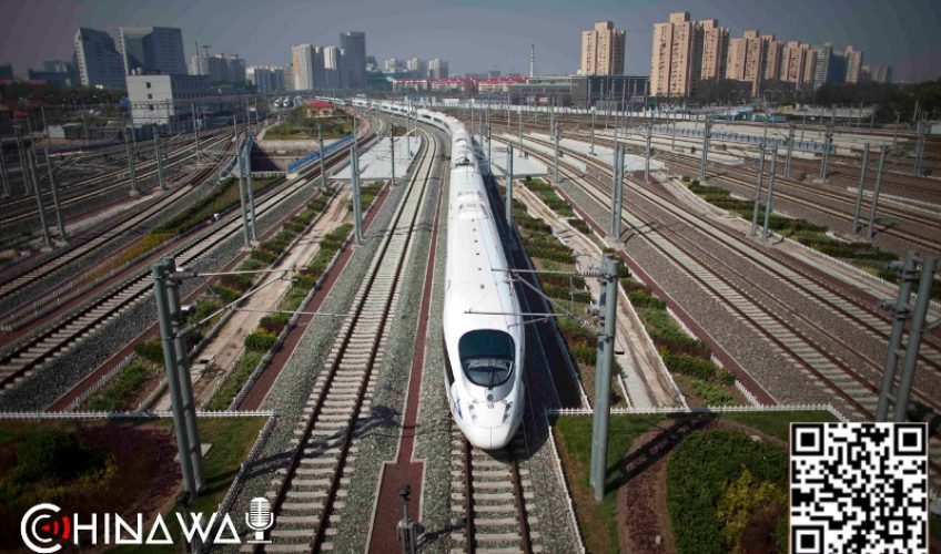 Китай представил первый в мире скоростной грузовой поезд-пулю