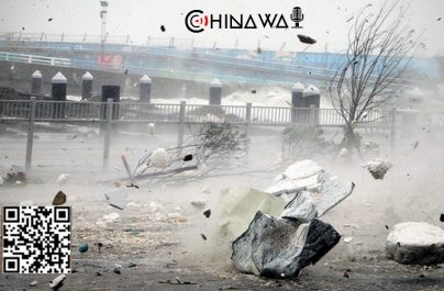 На китайский город Ухань обрушился ураганный ветер