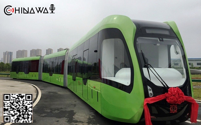 В Китае создали супертрамвай, работающий без контактной сети