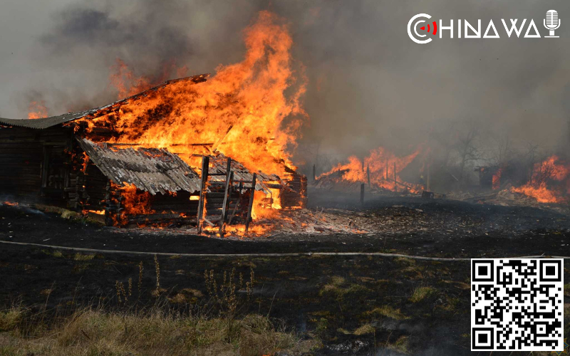 В Китае полностью сгорела деревня народности ва