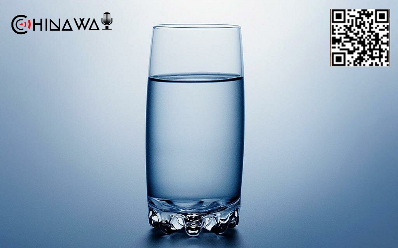 Ученые Китая объяснили, почему вскипяченная в микроволновке вода невкусная